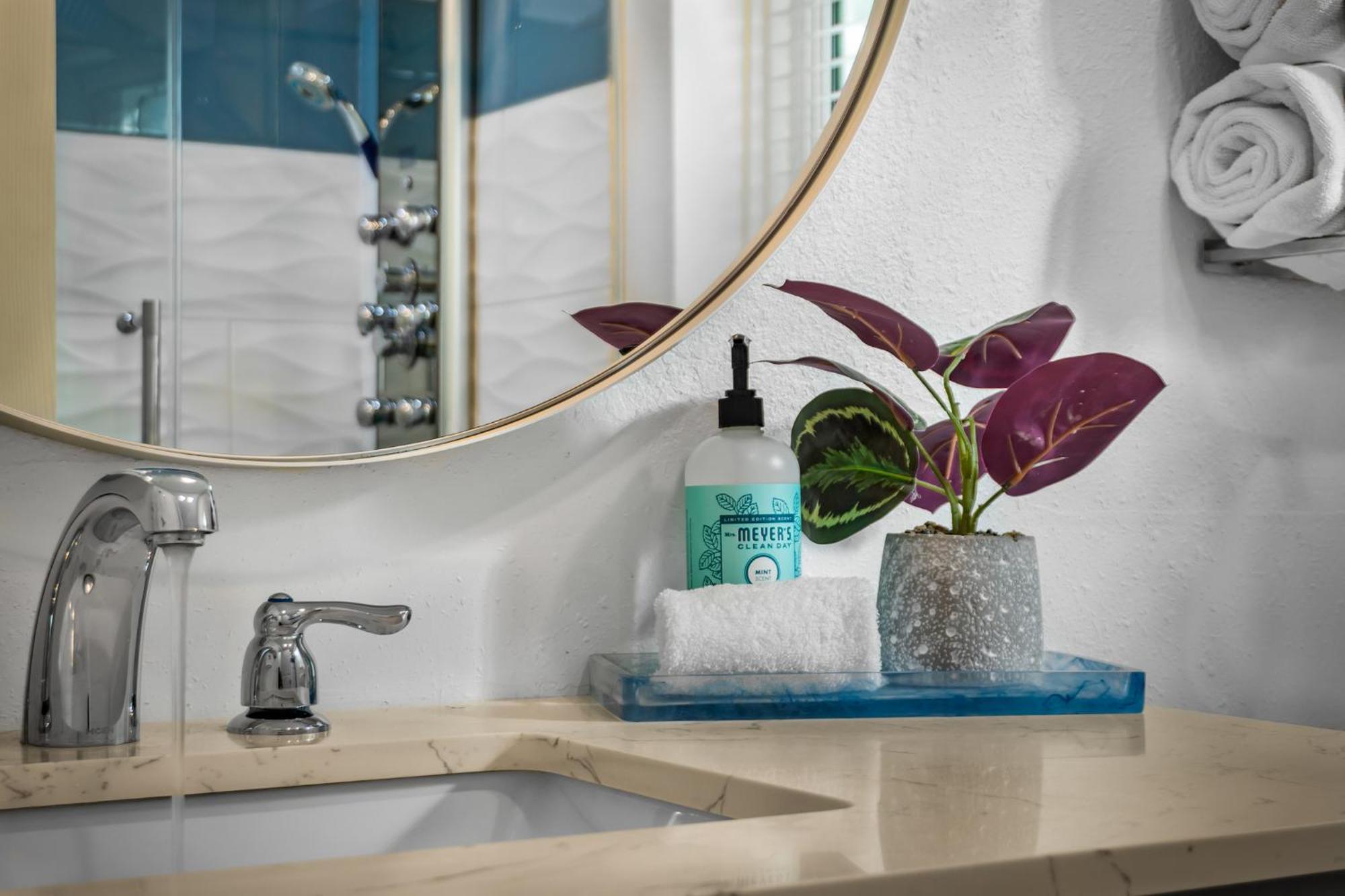 Heated Pool Just 1.7 Mi To Beach The Ocean Pearl Sarasota Bagian luar foto